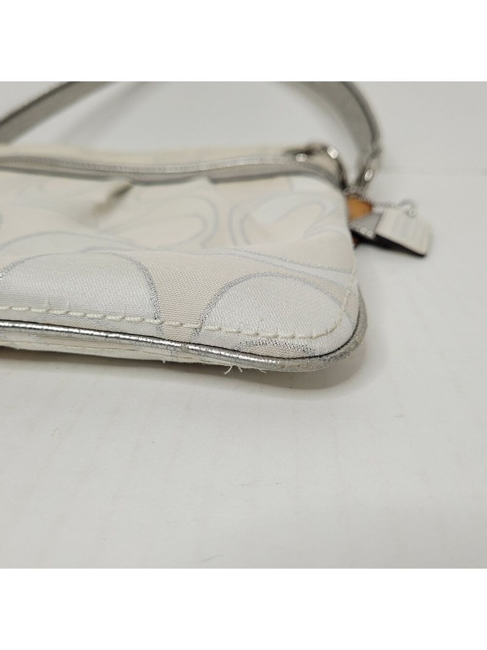 Coach Poppy Metallic Signature C's Sateen Jacquard Shoulder Tote A1293-19131 - Picture 7 of 11